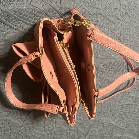 Pink Purse - Picture 2 of 2